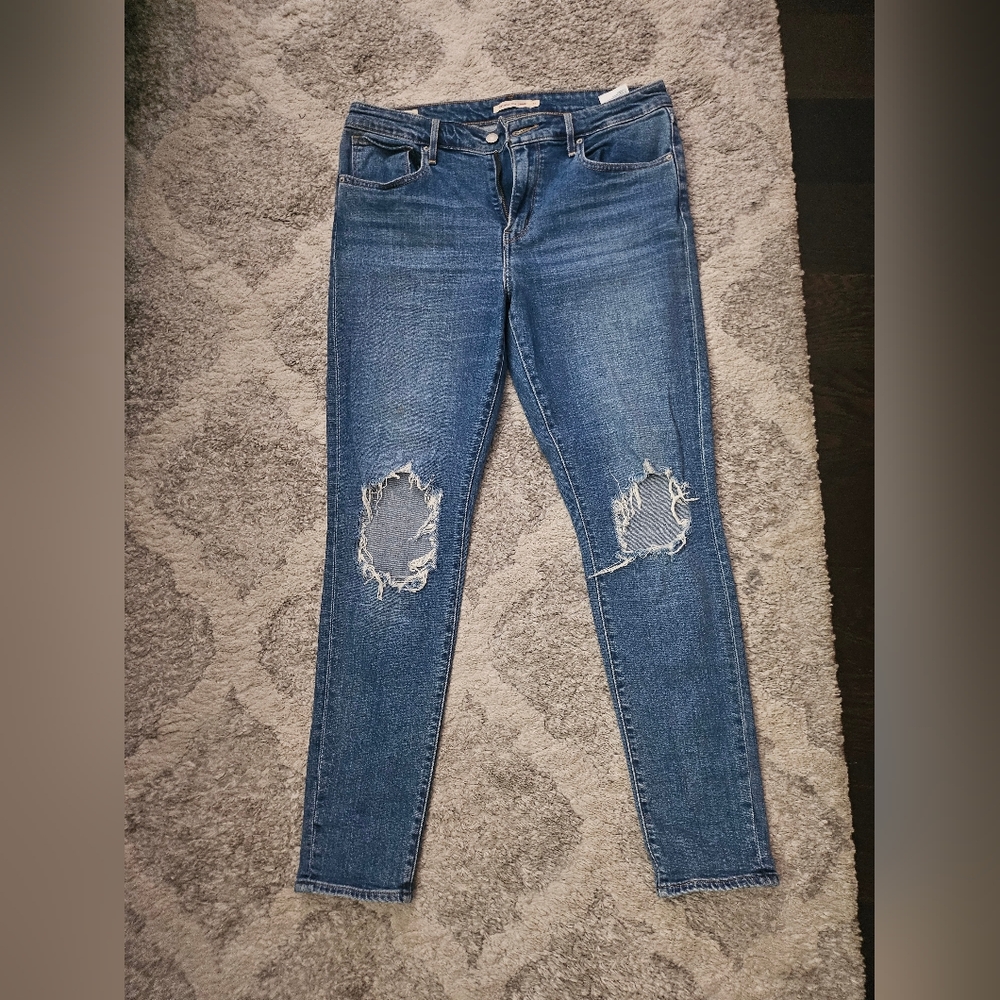 Levi's High Waisted Distressed Blue Jeans